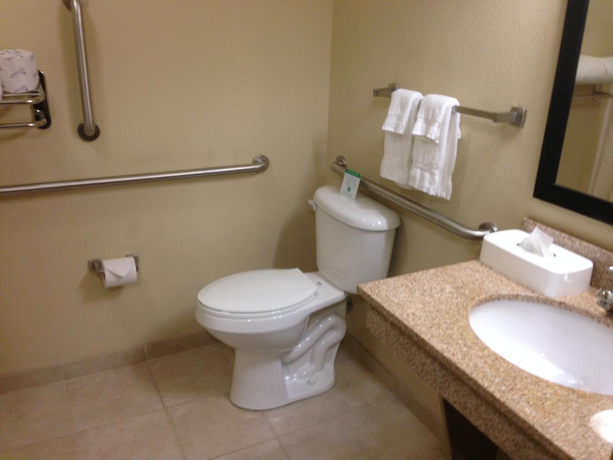 Cobblestone Inn And Suites - Anthony, Ks Екстериор снимка