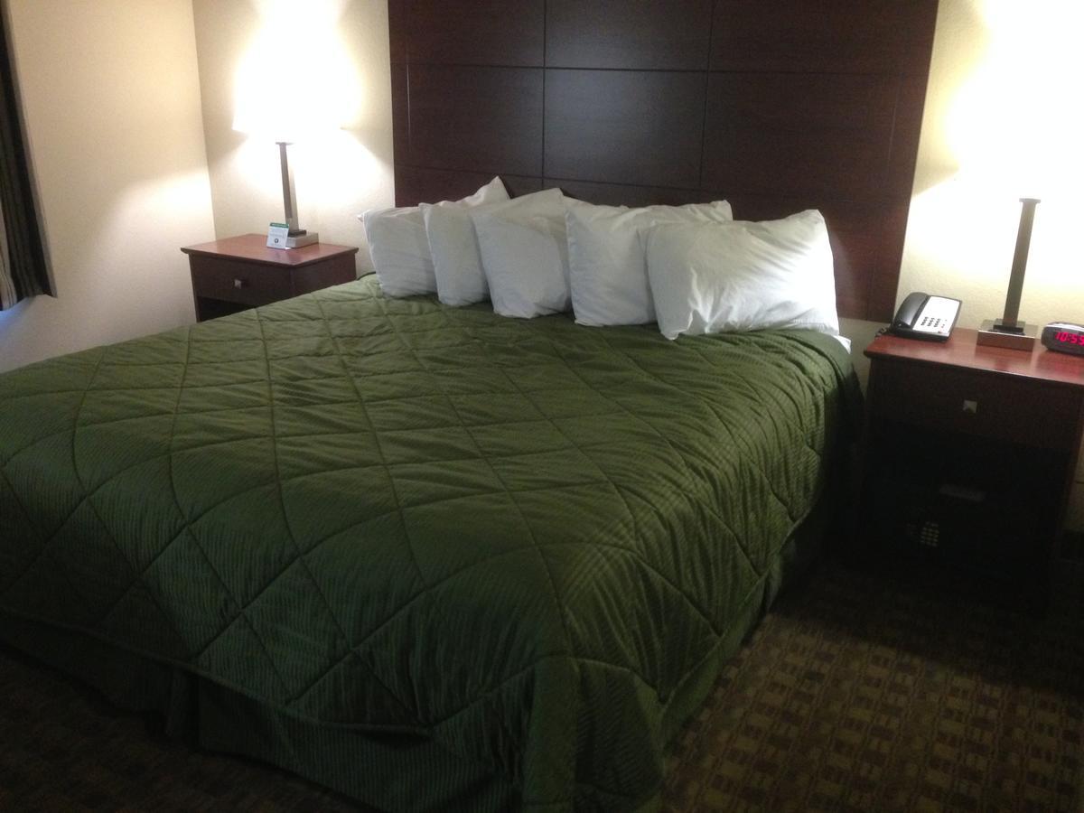 Cobblestone Inn And Suites - Anthony, Ks Екстериор снимка